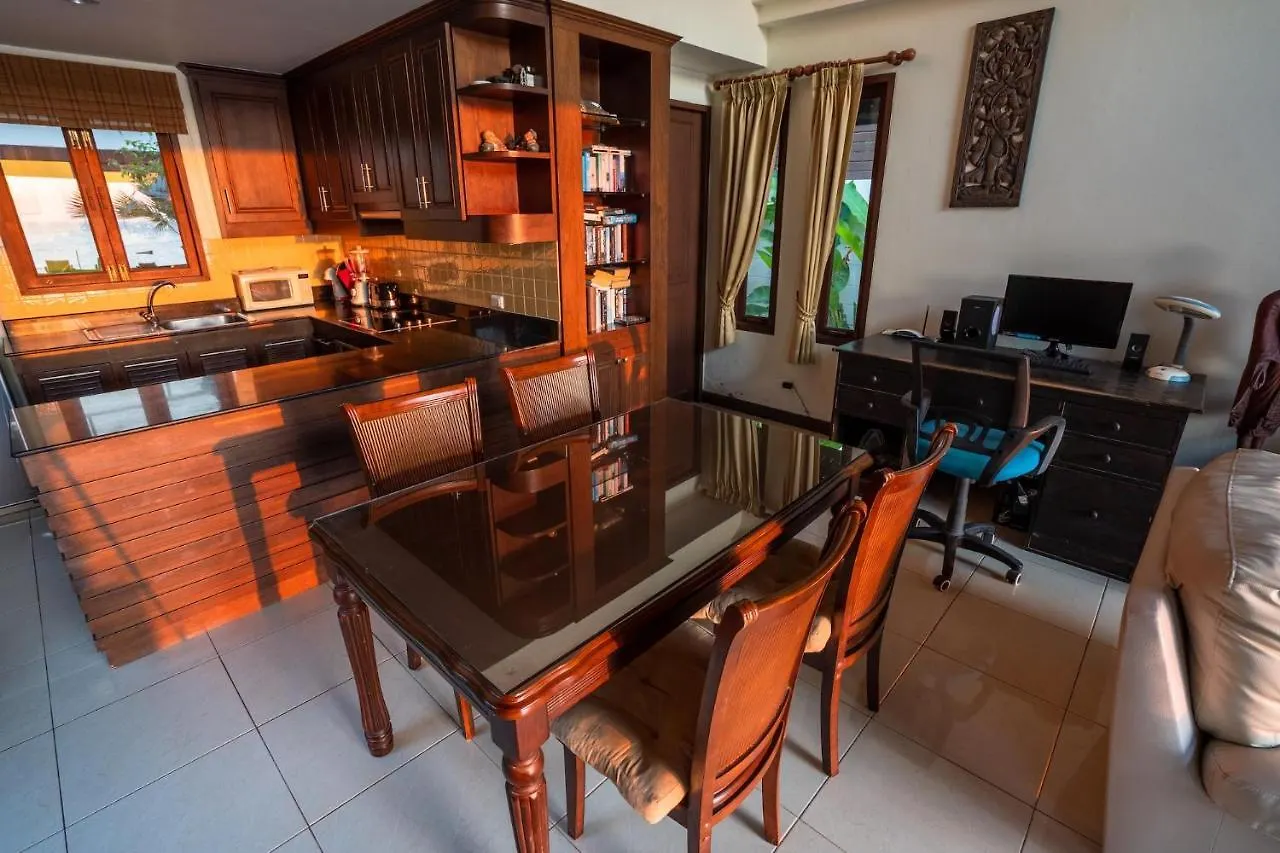 Amazing Beachfront Villa Ko Lanta