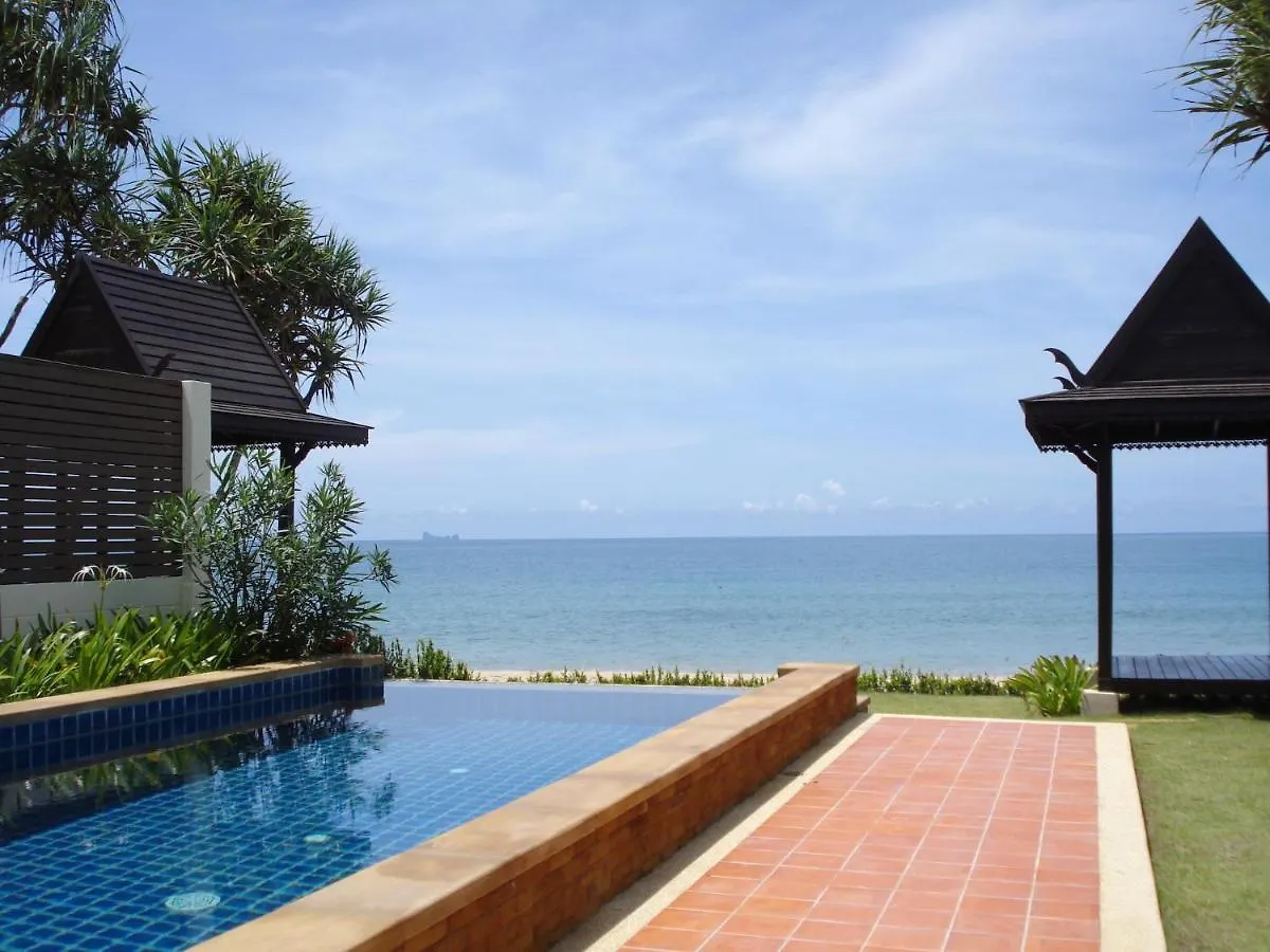 Amazing Beachfront Villa Ko Lanta