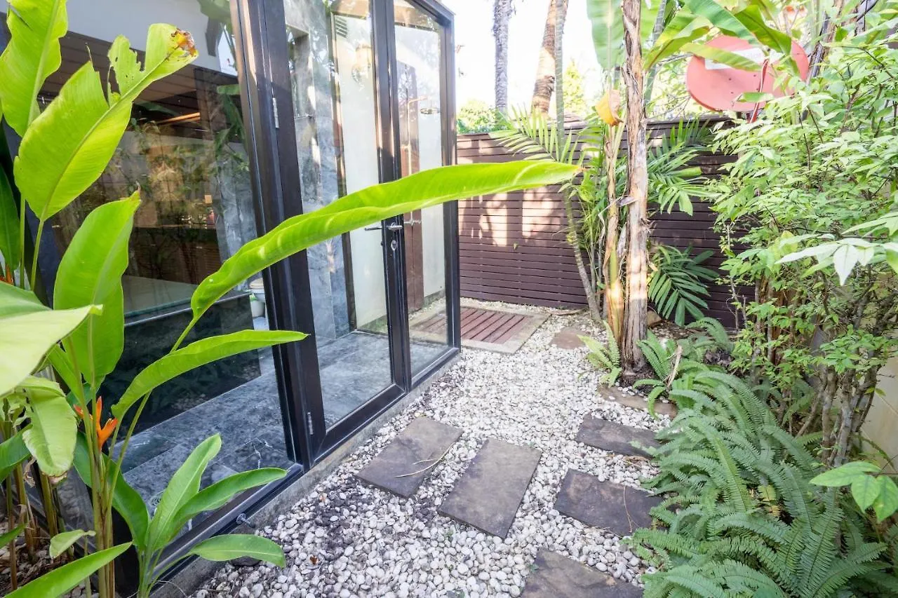 Amazing Beachfront Villa Ko Lanta